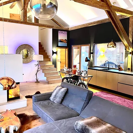 Chalet Stylische Alpenlounge Mit Pool, Sauna Und Jacuzzi, Fuer Bis Zu 22 Personen Bayrischzell