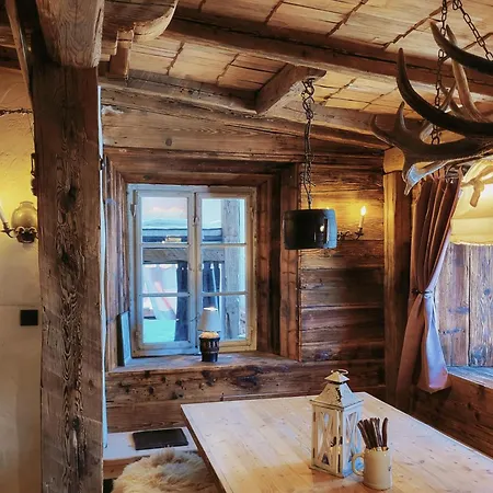 Urig-alpine Lala Alm - 22 Personen Domek alpejski *