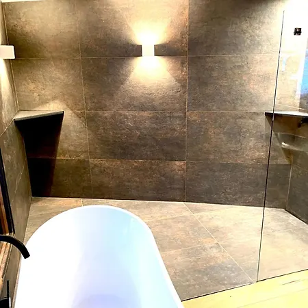 Stylische Alpenlounge Mit Pool, Sauna Und Jacuzzi, Fuer Bis Zu 22 Personen * Bayrischzell